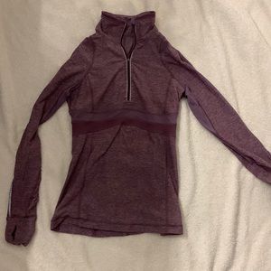 Lululemon 1/2 zip up pullover